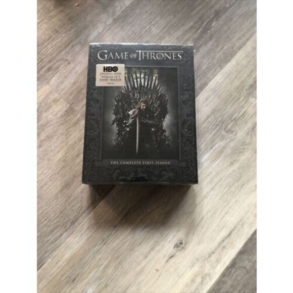 Game of Thrones: The Complete First Season [DVD]. Sealed - Picture 1 of 4